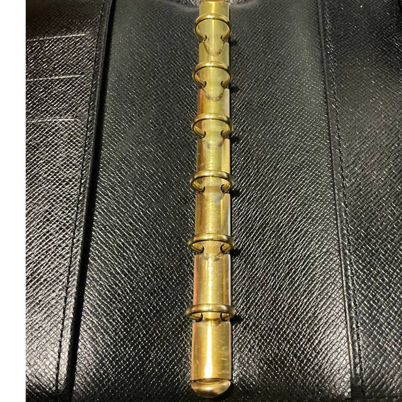 Louis Vuitton Red Epi Small Ring Agenda Cover - Picture 11 of 16